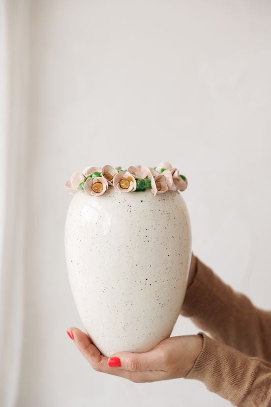 Keraminė vaza ,, Švelnumas”