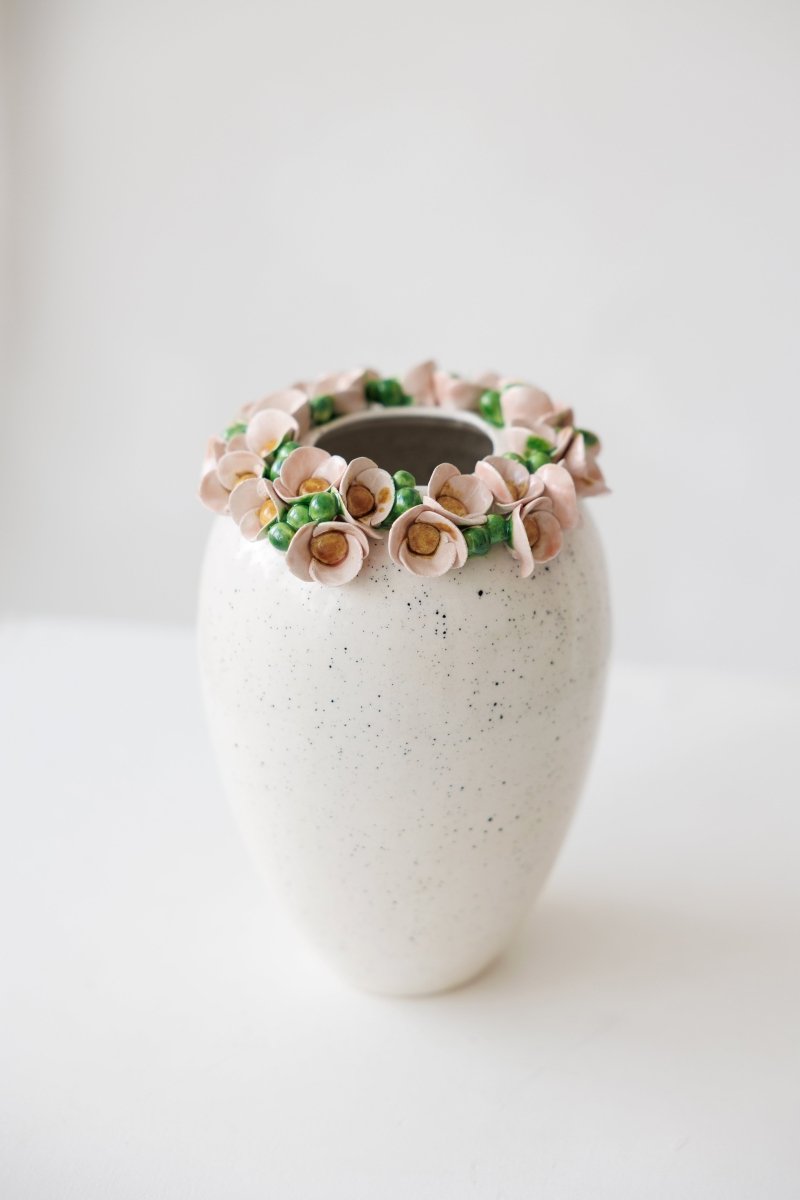 Keraminė vaza ,, Švelnumas”