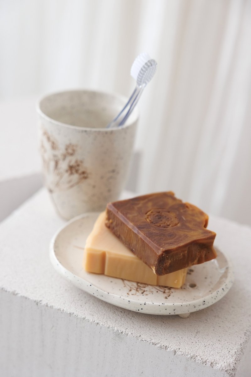 Keraminiai indai vonios kambariui