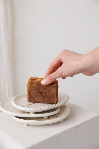 Keraminiai indai vonios kambariui