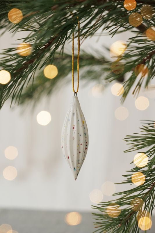 Keraminiai žaisliukai eglutei ,,Ledinukai” (skirtingos spalvos)